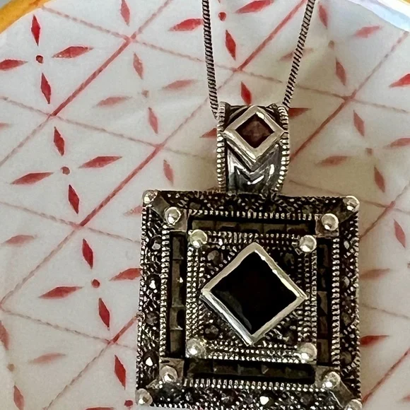 Vintage Art Deco Sterling Silver Garnet & Marcasite Square Pendant Necklace - Picture 2 of 6
